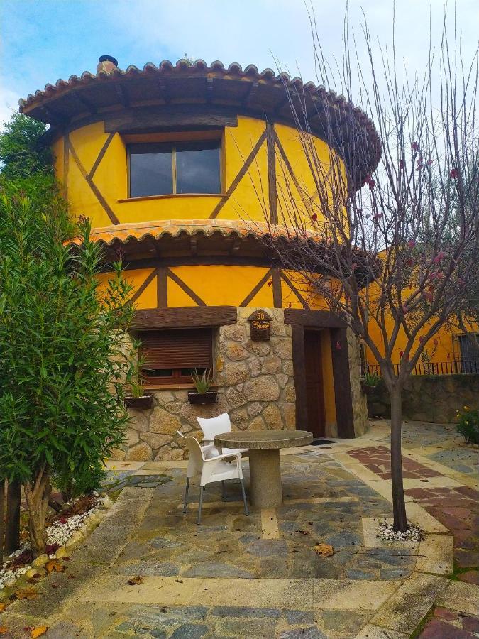 Complejo Rural Los Chozos Valle Del Jerte Bagian luar foto
